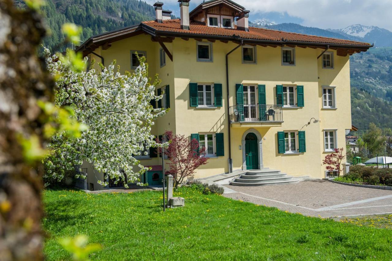 Casa Tomaselli Aparthotel Pellizzano Exterior photo